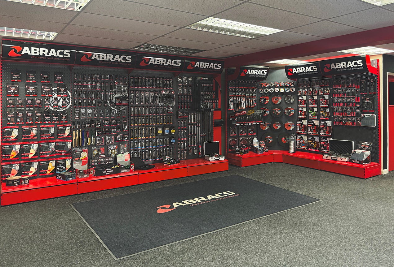 Stands_Showroom.jpg Stands_Showroom.jpg